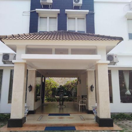 Roemah Moesi Hotel Medan Buitenkant foto