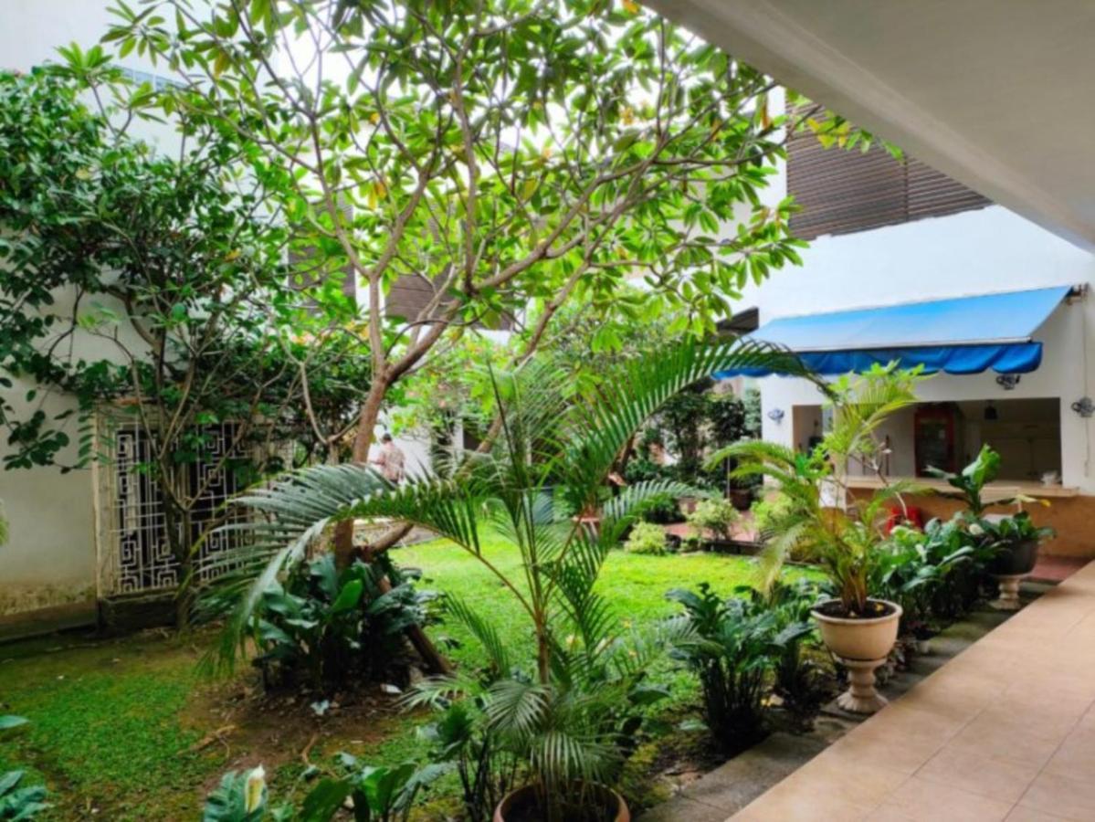 Roemah Moesi Hotel Medan Buitenkant foto