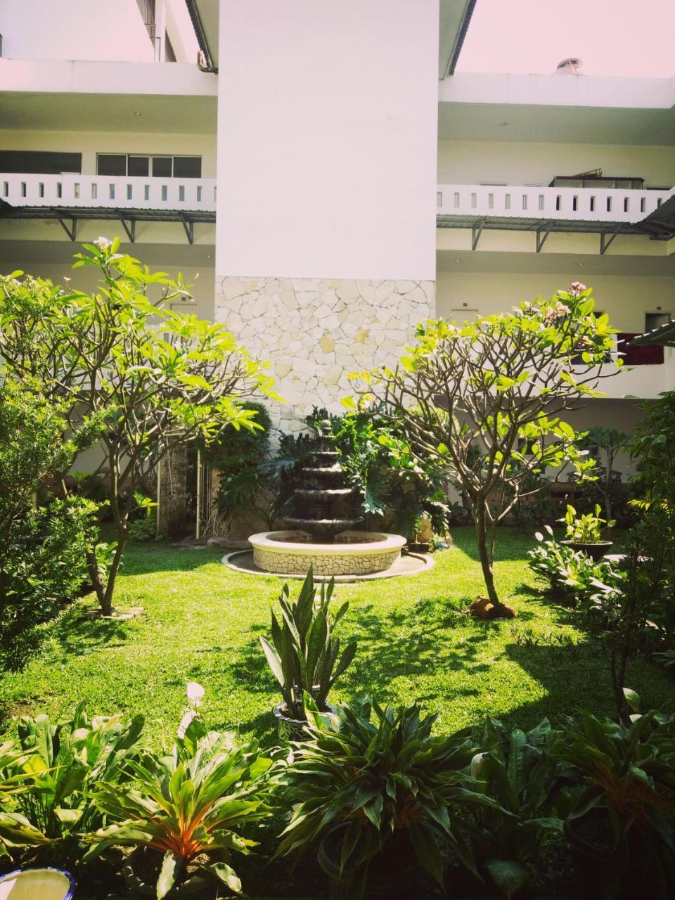 Roemah Moesi Hotel Medan Buitenkant foto